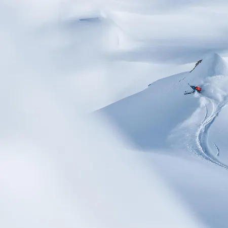 Confortable T2 Skis Aux Pieds, Proche Commerces - Fr-1-182a-14 *