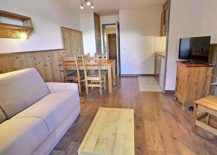 Confortable T2 Skis Aux Pieds, Proche Commerces - Fr-1-182a-14